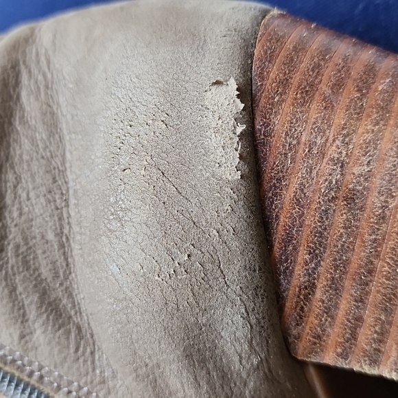 Franco Sarto Afron suede ankle booties - Picture 9 of 10